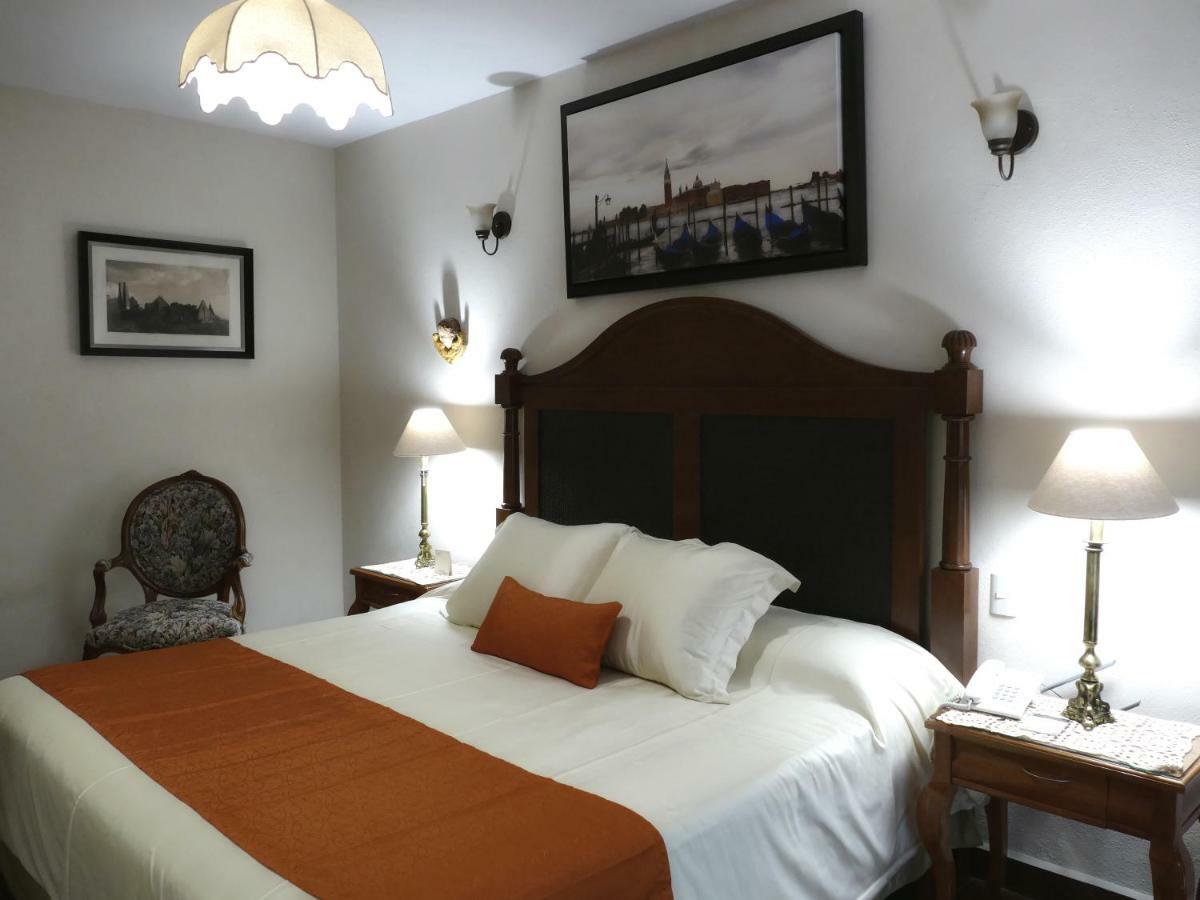 Hotel El Meson De Poetas 4*